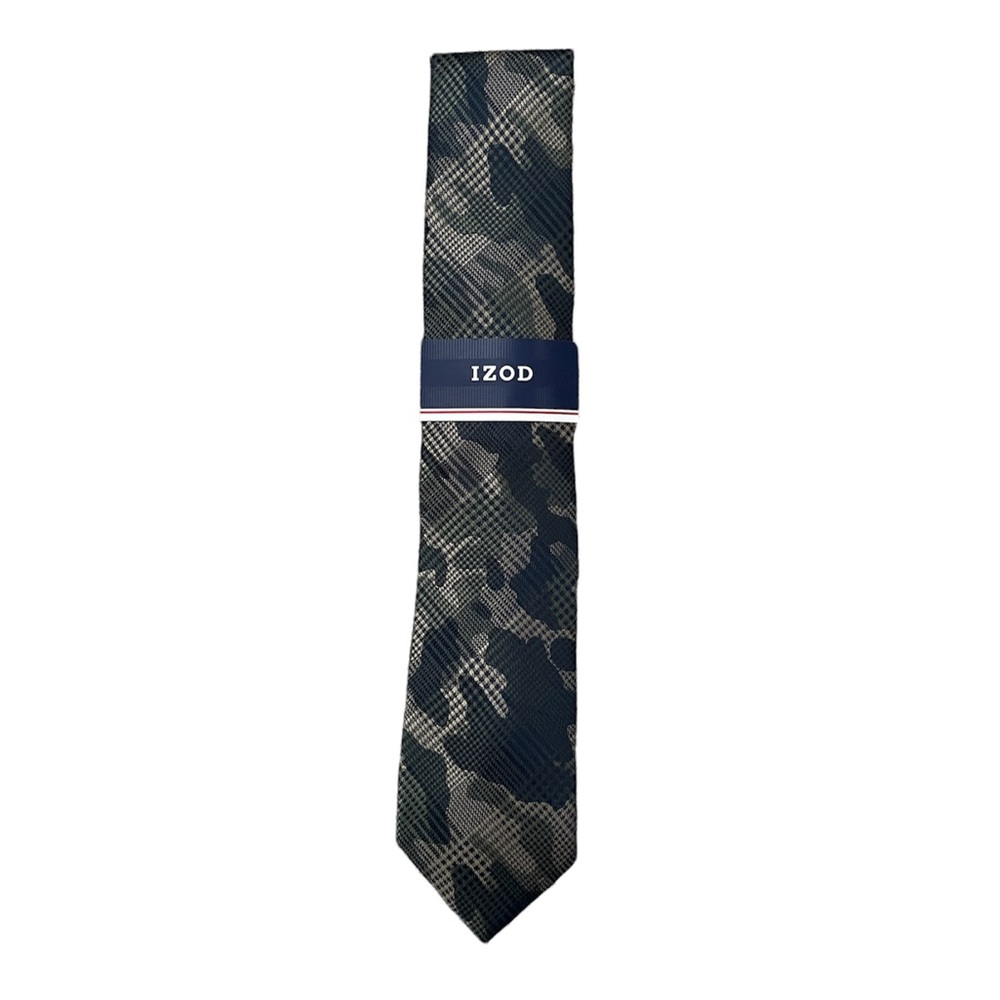 Brand new IZOD tie